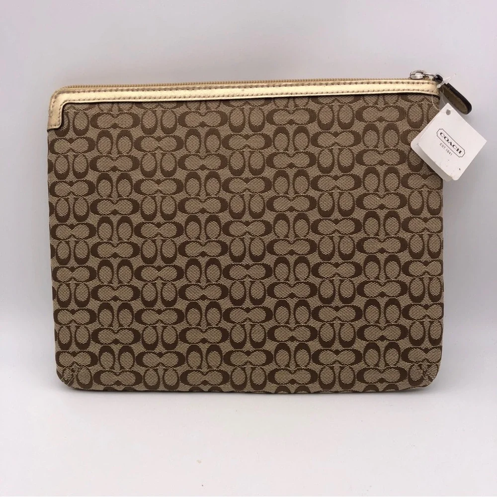 Coach Signature Tablet Ipad Sleeve Bag F61035/SV /Khaki/Metallic - Picture 1 of 9